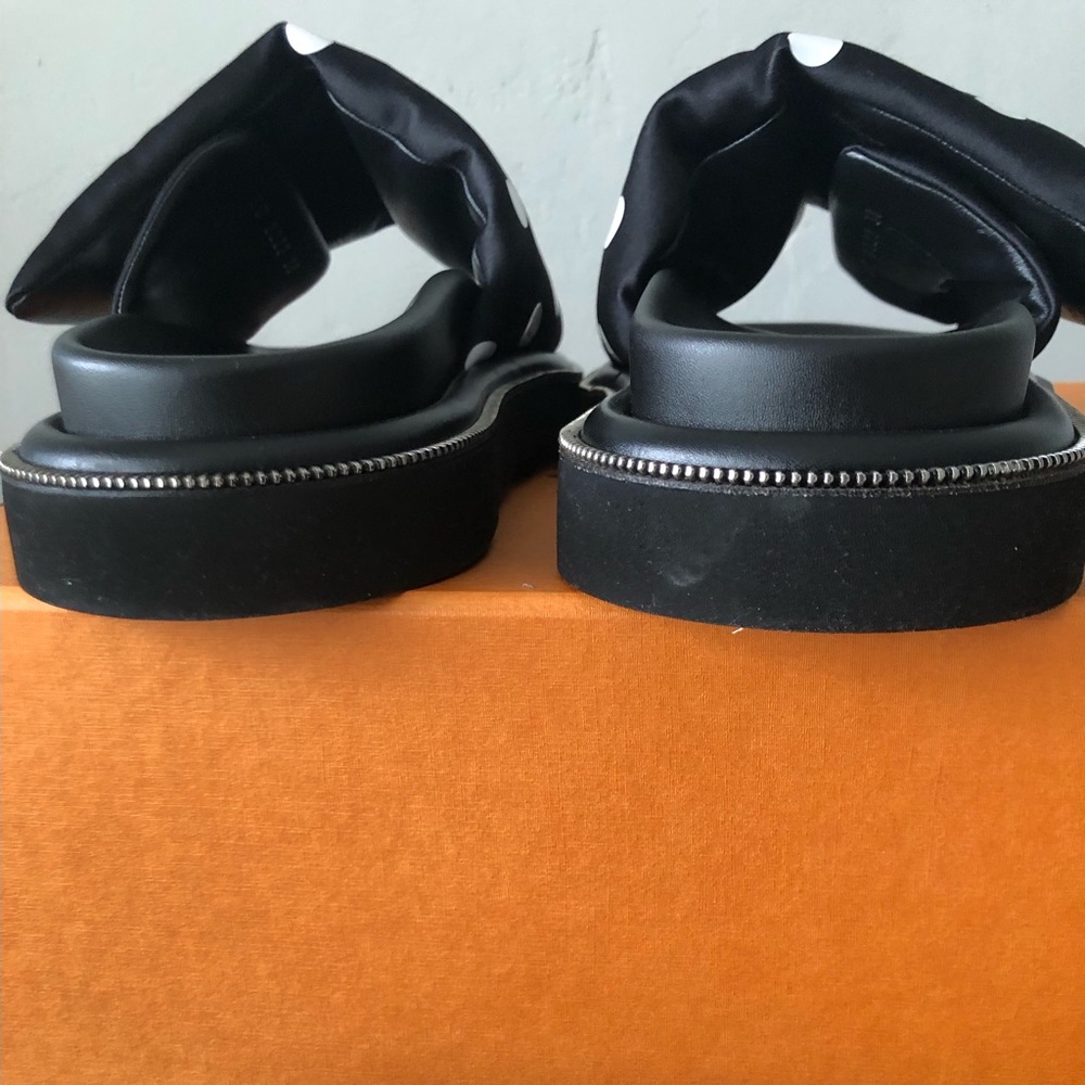 NWB Louis Vuitton Pool Pillow Comfort Mule - Picture 8 of 11